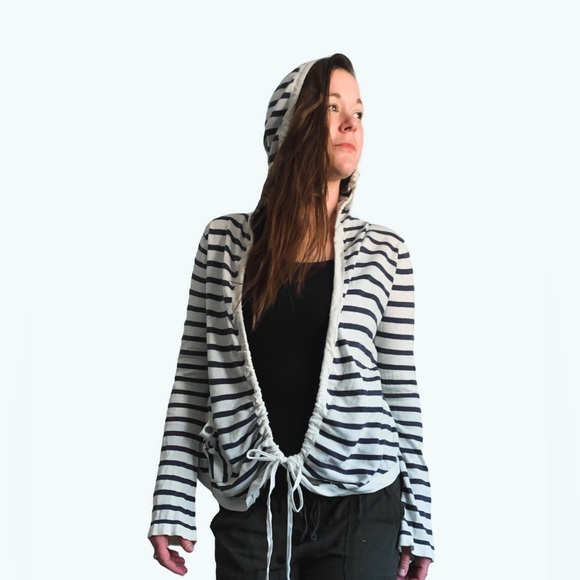 Lole Sweaters - 2/$15 Lolë Sweater Cardigan